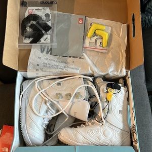 Burton Sapphire Women’s Snowboard Boots